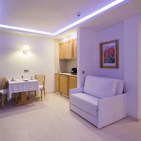 My Way Luxury Ibiza Hotell Playa d'en Bossa Exteriör bild